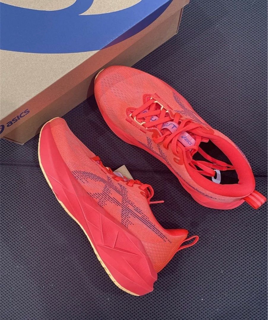 ASICS Novablast 5 - Image 7
