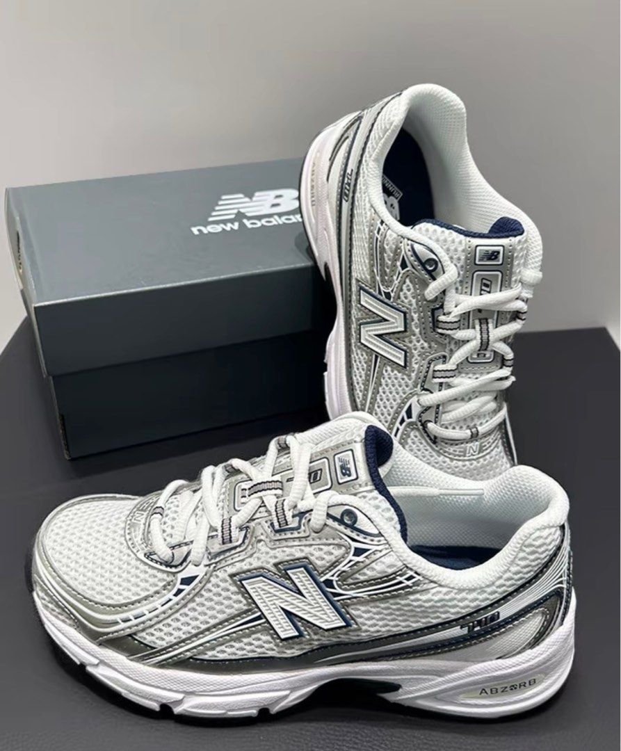 New Balance 740 - Image 2